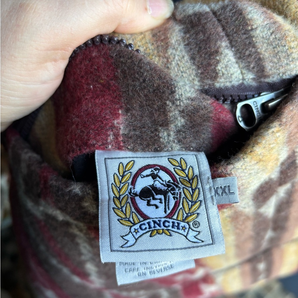 Cinch Western Patterned Reversible Vest - image 5